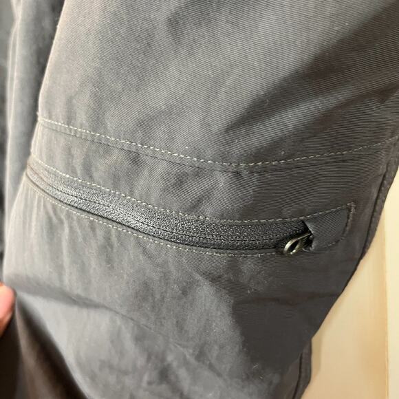 The North Face Men's Black Nylon Hiking Convertible Pants Zip Off Shorts XL - Picture 5 of 16